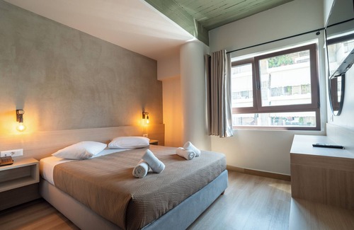 Athens Hotel | Athens Hawks Urban