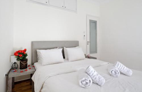 Kinosargous Apartment | Athens Heartbeat