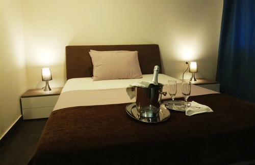 Papagou-Holargos Apartment | Athens luxury suite 40