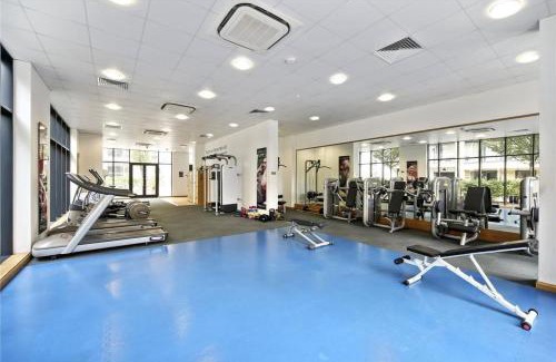 Spitalfields Apartment | Athera - Festival Quarter, Canary Wharf 2 bed, 2 bath apartment with balcony and gym facility