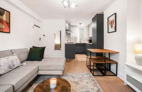 Hoxton Apartment | Athera - Finn House Hoxton, 2 bedroom entire apartment, close to Old Street Station