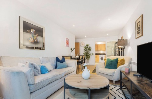 Hoxton Apartment | Athera - Hoxton Square, 2 bedroom, 2 bathroom entire apartment