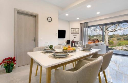 Agia Marina Villa | Athina's House