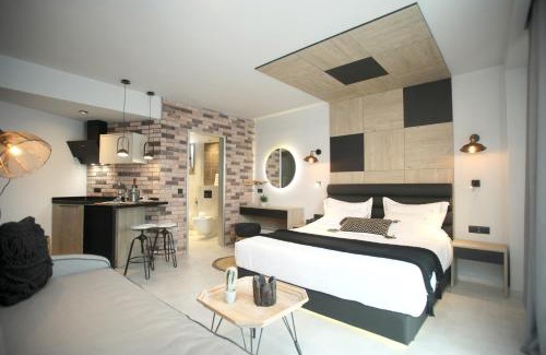Haniotis Hotel | Athinais Luxury Apartments