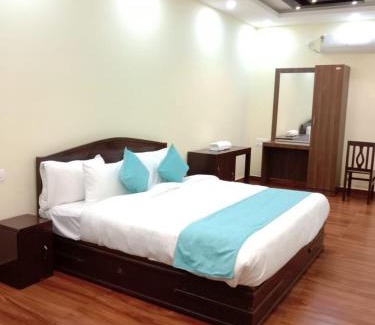 Irinjalakuda Hotel | Athirappilly Inn Rooms & Suites