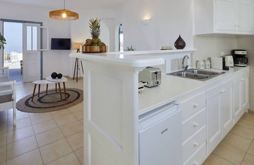 Imerovigli House | Athiri Santorini Hotel