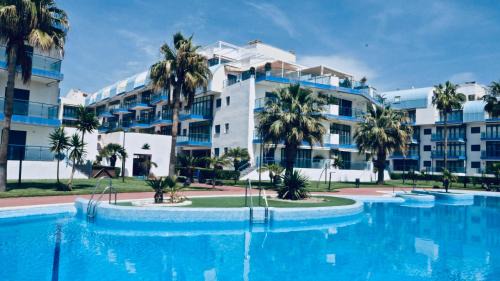 Castell de Ferro Apartment | Atico lujo primera linea, terraza, piscina, parking