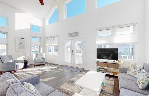 Montego Bay House | Atlantic Blvd 13314