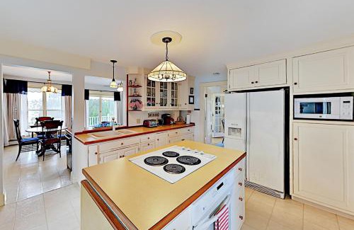 Boothbay Harbor House | Atlantic Gardens