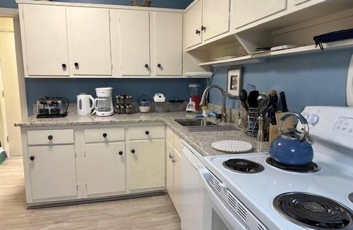 Northeast Virginia Beach House | Atlantic Haven - North End VB