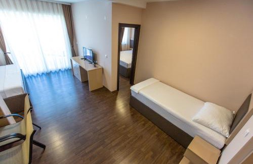 Dobra Voda Apartment | Atlantic Hotel