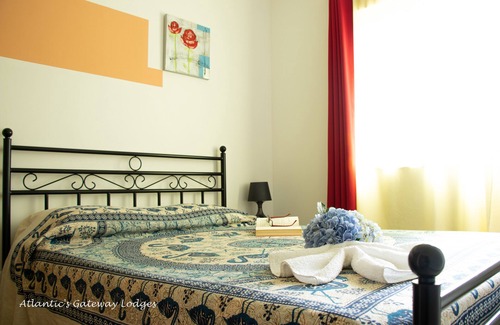 Ponta Delgada Apartment | Atlantic`s Gateway Local Lodge