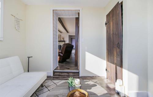 Port Dufferin House | Atlantic Shores Retreat