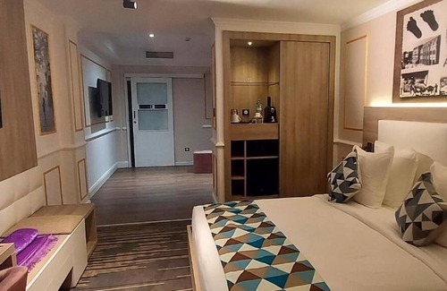Algiers Hotel | Atlantis Air de France
