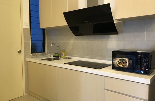 Malacca City Apartment | Atlantis Residence Pool View by Daisy Concept