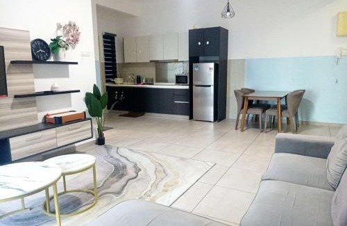 Malacca City Apartment | Atlantis Two Bedroom 4 - 10 pax