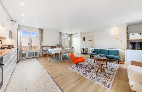 Le Rosais-La Flourie Apartment | ATLAS beautiful 2-Bed Apartment near the Sea