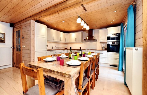 Septon Ski Chalet | Atmospheric chalet with sauna and jacuzzi