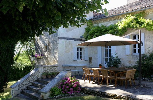 Tocane-Saint-Apre House | Atmospheric chartreuse with large swimming pool.