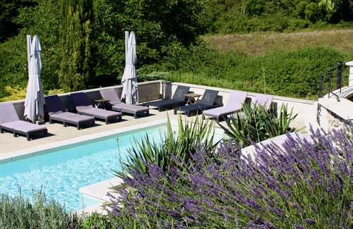 Tocane-Saint-Apre House | Atmospheric chartreuse with large swimming pool.