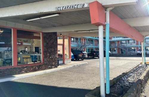Astoria Hotel | Atomic Motel