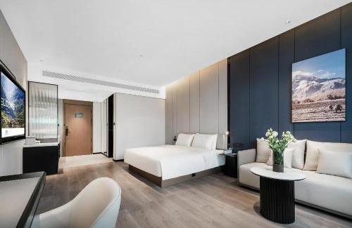 Jinjiang Hotel | Atour Hotel Chengdu Jinhua Wanda Liulichang
