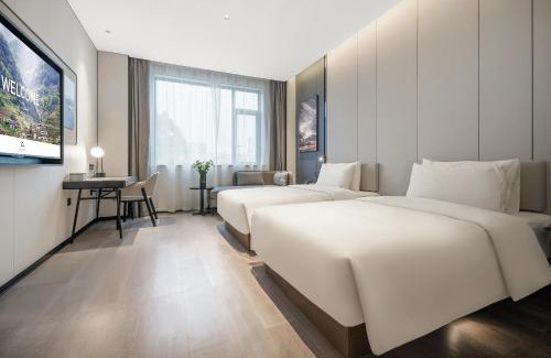 Jinjiang Hotel | Atour Hotel Chengdu Jinhua Wanda Liulichang