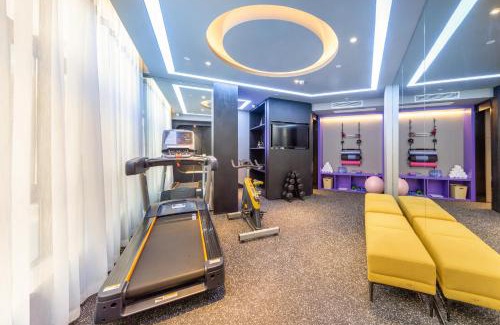 Yaohai Hotel | Atour Hotel Hefei Huaihe Road Pedestrian Street Guangming Road Subway Station