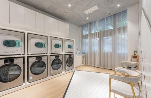 Tongxiang Hotel | Atour Hotel Tongxiang Wuzhen