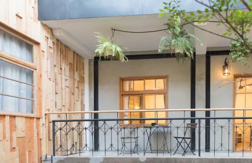 West Central District House | Atreeium