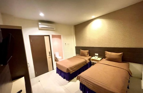 Panakkukang Hotel | Atria Inn