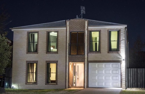 Stanthorpe Apartment | Atricom