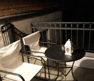 Kali Vrysi House | Atrium - Lafkos