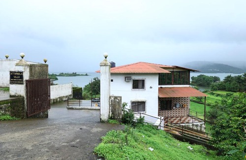 Kadadhe Villa | Attarwala Villa by Royal Villa's