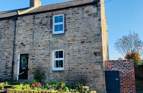 Acomb House | Atte Combe Cottage