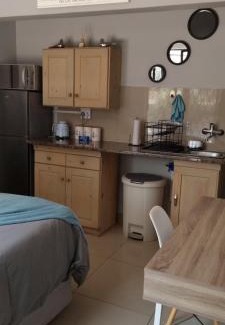 Faerie Glen Apartment | Atterbury self catering studios