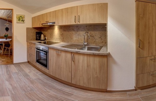 Inzell Apartment | Attic apartment Falkensee up to 4 persons, 60 sqm, 2 bedrooms, balcony, TV