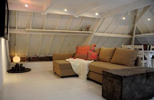 Zandvoort Apartment | Attic Room Judy's