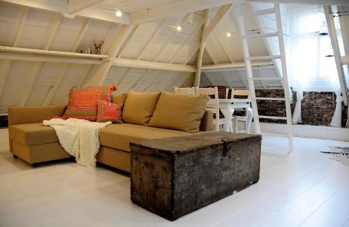 Zandvoort Apartment | Attic Room Judy's