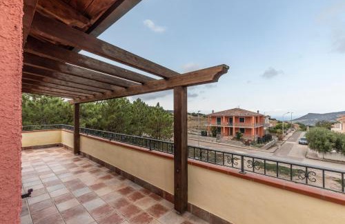Tergu Apartment | Attico con vista collinare