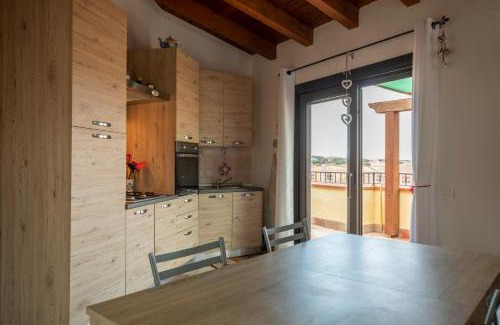 Tergu Apartment | Attico con vista collinare