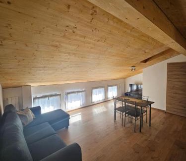 Giubiasco Apartment | Attico Essebi