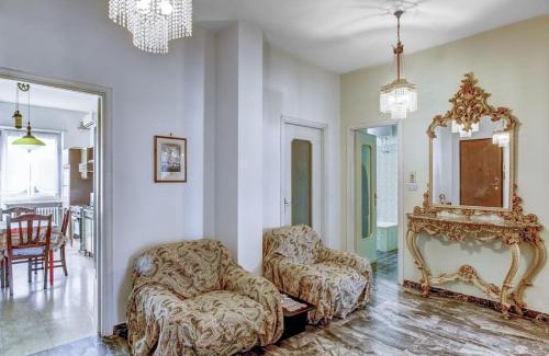Lingotto Apartment | Attico storico