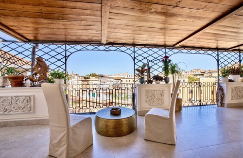Monti Apartment | Atticus Luxury Penthouse with Stunning Terrace