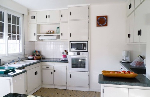 Montrichard Val de Cher House | Attractive villa with heated pool near Beauval Zoo and Chateau