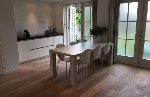 Bergen Cottage | Attractive holiday home in picturesque Bergen