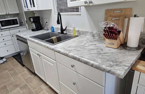 Thousand Palms House | Attractive home in a 55+ community, perfect for winter or summer