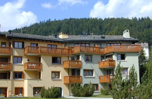 Sankt Moritz-Bad Apartment | Attractive location on the lake
