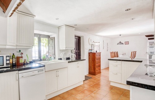 Montefrio Villa | Attractive Villa in Montefrio with Private Pool