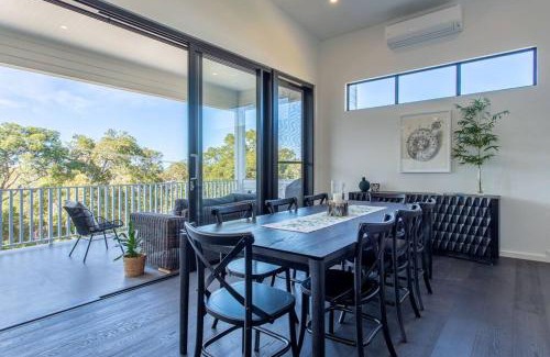 Dunsborough House | Attunga I Private Properties